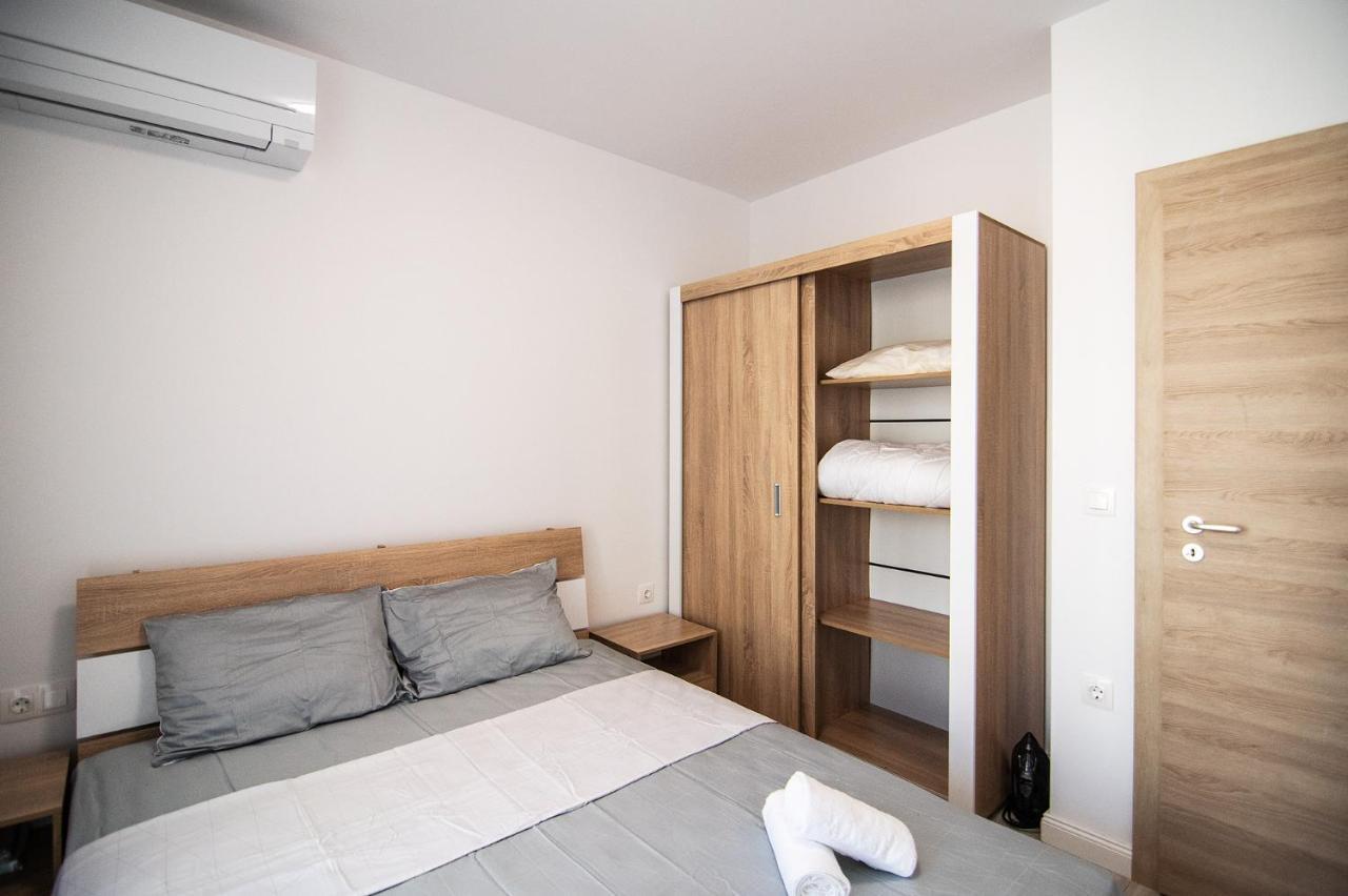 Sea Flats With Parking And Pool In Azur Residence Saints Constantine and Helena Bagian luar foto