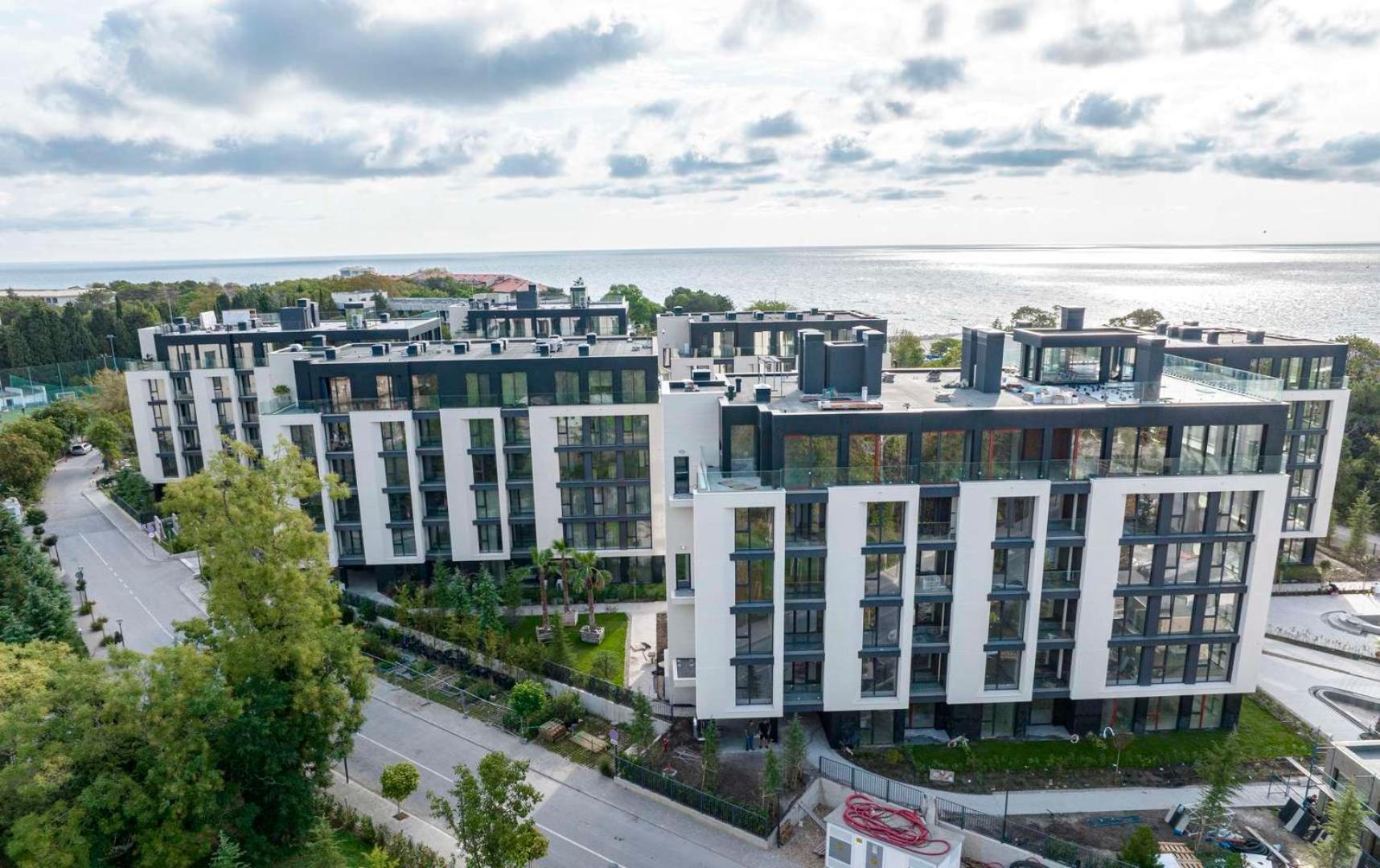 Sea Flats With Parking And Pool In Azur Residence Saints Constantine and Helena Bagian luar foto